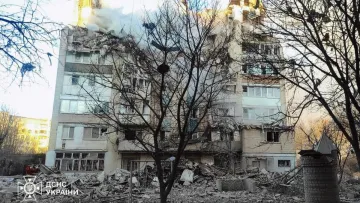 У Тернополі влада закликала людей не виходити на вулиці: яка небезпека для містян