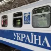 Росія вдарила авіабомбами по дитячій залізниці в центрі Харкова: відома кількість загиблих та поранених
