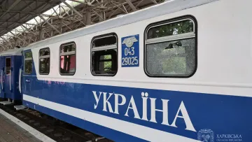 Росія вдарила авіабомбами по дитячій залізниці в центрі Харкова: відома кількість загиблих та поранених