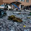 Частина Києва після удару РФ залишилась без світла, пошкоджено колії метро: як працює громадський транспорт 