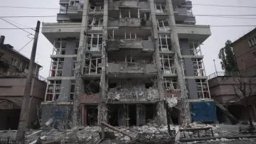 Росія вдарила по Україні ракетами та дронами: у регіонах повідомляють про загиблих і поранених – фото й відео