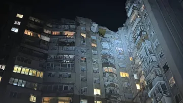 Є загиблі та поранені: показали наслідки нічного російського удару по Одесі
