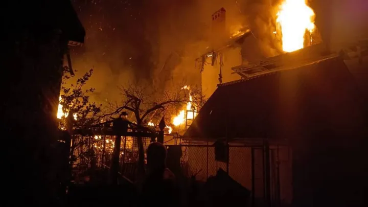 Загинула дитина: росіяни вночі влучили в багатоповерхівку в Одесі – жахливі наслідки терору окупантів