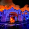 В Одесі горів легендарний «Привоз», у Черкасах росіяни вдарили по кладовищу: наслідки нічних ворожих атак 