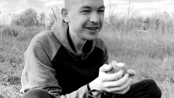 Не стало захисника, який мріяв про яблуко у російському полоні: що відомо про загибель Дмитра Шаповалова
