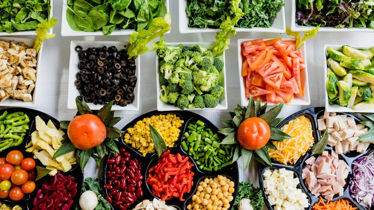 Ці продукти мають бути у раціоні кожного, хто піклується про здоров'я: вчені представили нову харчову піраміду
