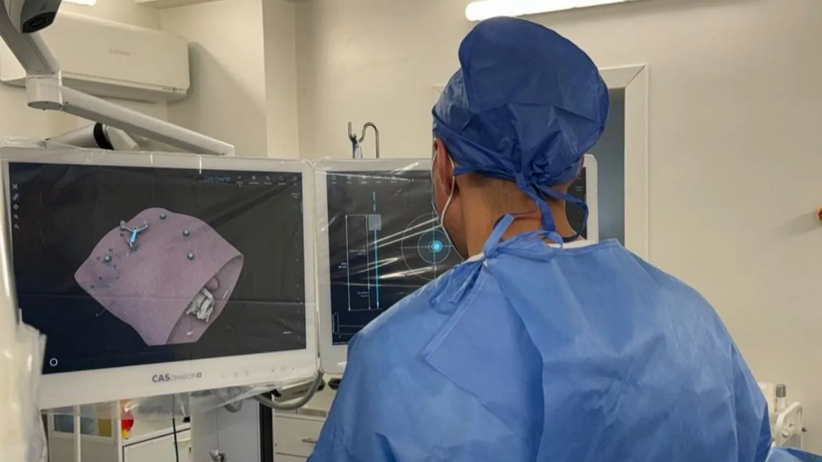 У Львові лікарі за допомогою ШІ знищили три метастази в печінці: деталі унікальної операції