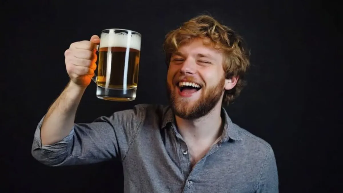 Любов до пива може передчасно звести в могилу: чому не можна пити хмільний напій щоденно
