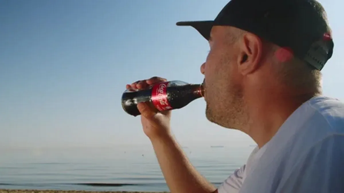 Coca-Cola ледь не вбила бразильця: як популярна газована вода відправила чоловіка на операційний стіл