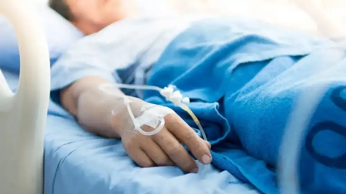 Гепатит А лютує у Києві: десятки дорослих та дітей вже опинились у лікарнях – що відомо