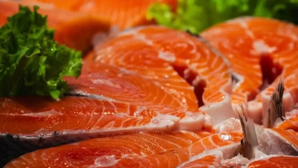Яка риба покращує здоров'я серця та мозку: не оселедець і не «золота» в Україні скумбрія