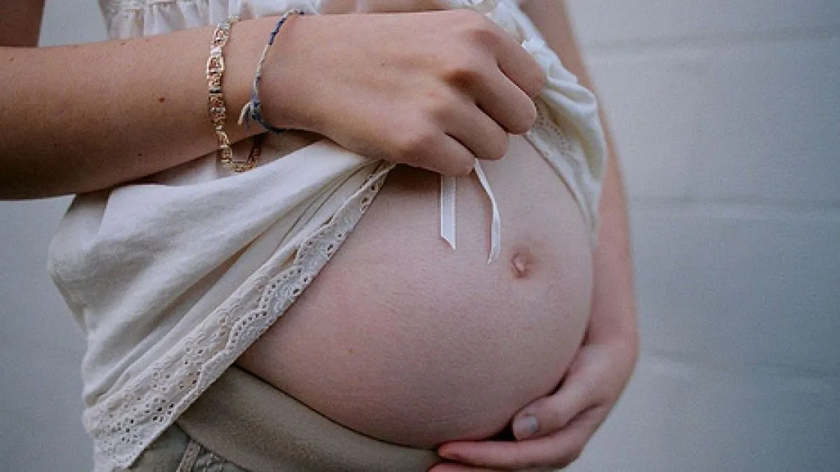 Ризик смерті від вагітності і пологів в десятки разів вищий, ніж від аборту: що відомо про нове дослідження