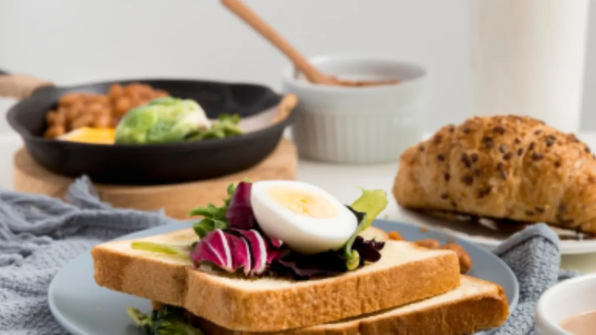 Чим не варто снідати, щоб не спровокувати стрибок цукру в крові: топ-10 сніданків, які не несуть користі