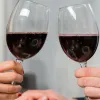 Любителі червоного вина живуть довше: вчені шокували результатом дослідження, яке охопило 340 000 людей