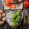 Риба і не тільки: експерти назвали топ-8 продуктів, які допоможуть запобігти серцевим захворюванням
