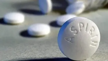 Таблетка, що є в аптечці кожного українця знижує ризик повернення раку кишківника: шокуюче відкриття вчених