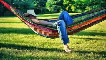 Як подовжити тривалість життя не ворушачи й пальцем: лайфхай від відомого американського дослідника довголіття