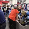 У Вінниці жінку вкусив великий американський клоп: медики попередили про небезпеку у магазинах секонд-хенду