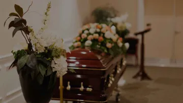 «Я живий!»: в Аргентині чоловік явився на власні похорони – як сталась подібна оказія