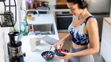 Спати та худнути: що їсти на вечерю після тренування, щоб підтримувати м’язи та спалювати жир