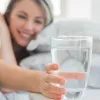 Яка і чи є користь від вживання склянки води натщесерце: німецькі вчені все чітко пояснили