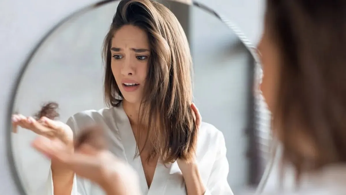 Експерти попереджають: популярна щоденна зачіска може спричинити випадіння волосся