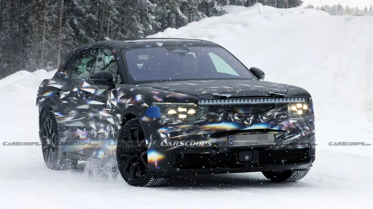 Для подолання сотні миль – усього 7 хвилин зарядки: Bentley готує кросовер на базі Porsche PPE