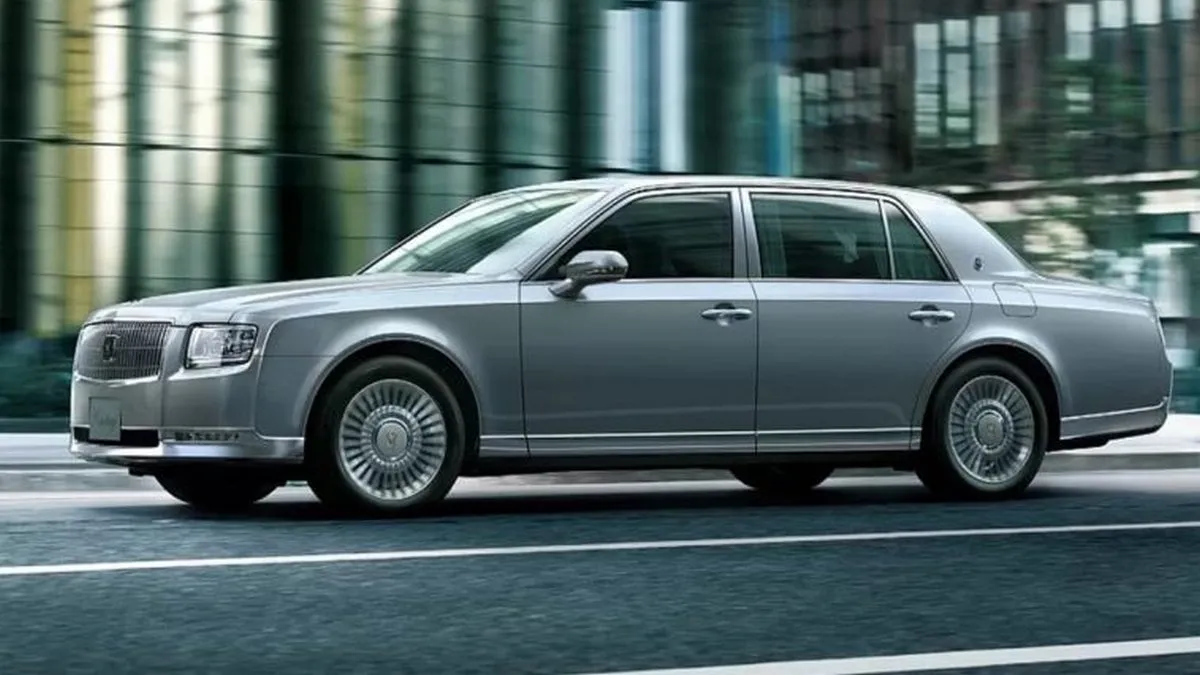 Toyota представила флагманський седан, який кидає виклик Rolls-Royce: що відомо про нову модель Century