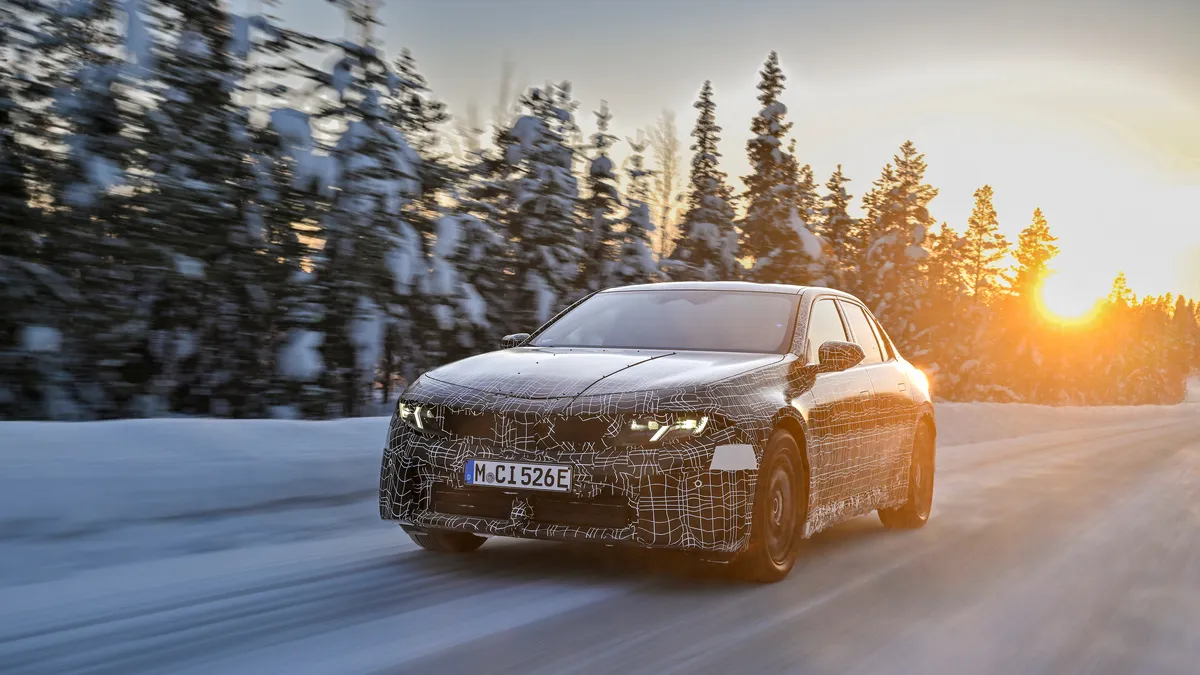 За десять днів до офіційної прем’єри: у BMW поділились характеристиками BMW i3 Neue Klasse – фото