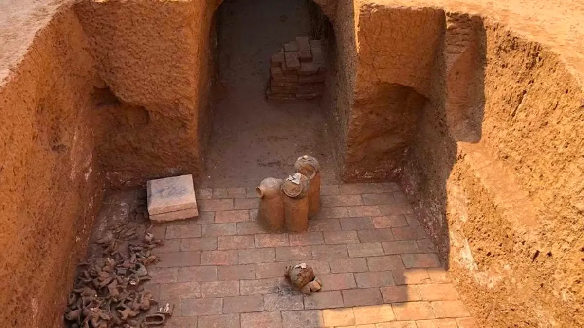 «Смертельні пастки, арбалети та ртуть»: що стримує науковців від дослідження гробниці першого імператора Китаю