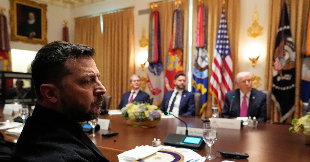 Трамп схиляв Зеленського погодитися на умови путіна: що конкретно вимагав американський президент від України