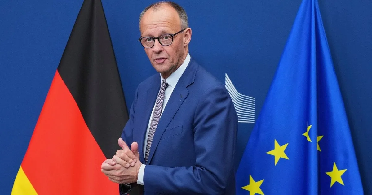 Мерц хоче переконати європейських лідерів передати України заморожені активи рф: про яку суму йдеться