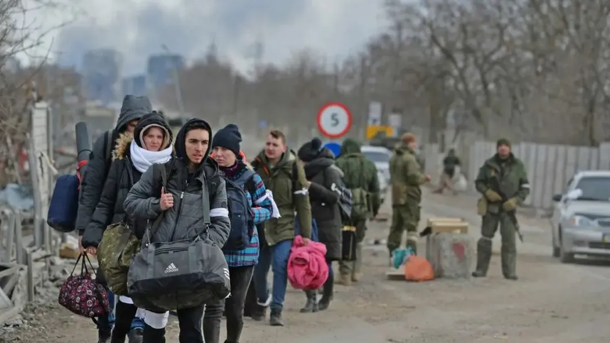 Росіяни готують депортацію мешканців окупованих територій України: відомо, куди їх планують переселити