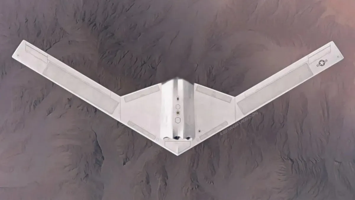 Розкрито надсекретну зброю США, яку плутали з бомбардувальником B2: таємничий безпілотник помітили у Греції