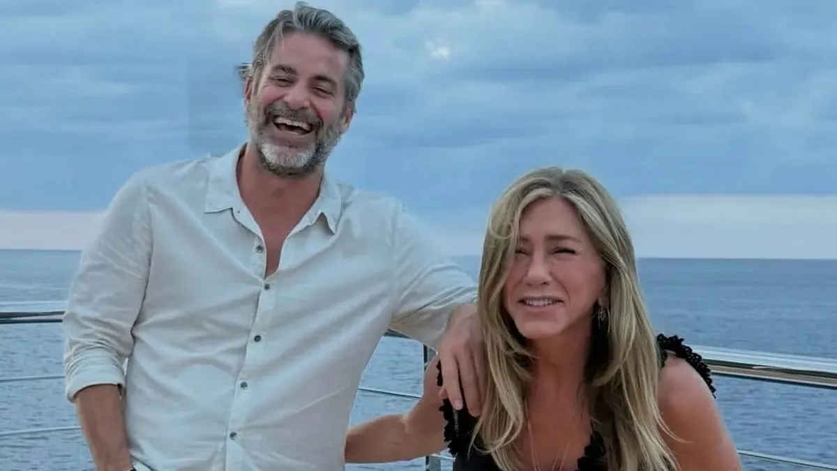 «Я не можу «полагодити» тебе»: бойфренд Дженніфер Еністон розкрив секрет ідеальних стосунків з акторкою