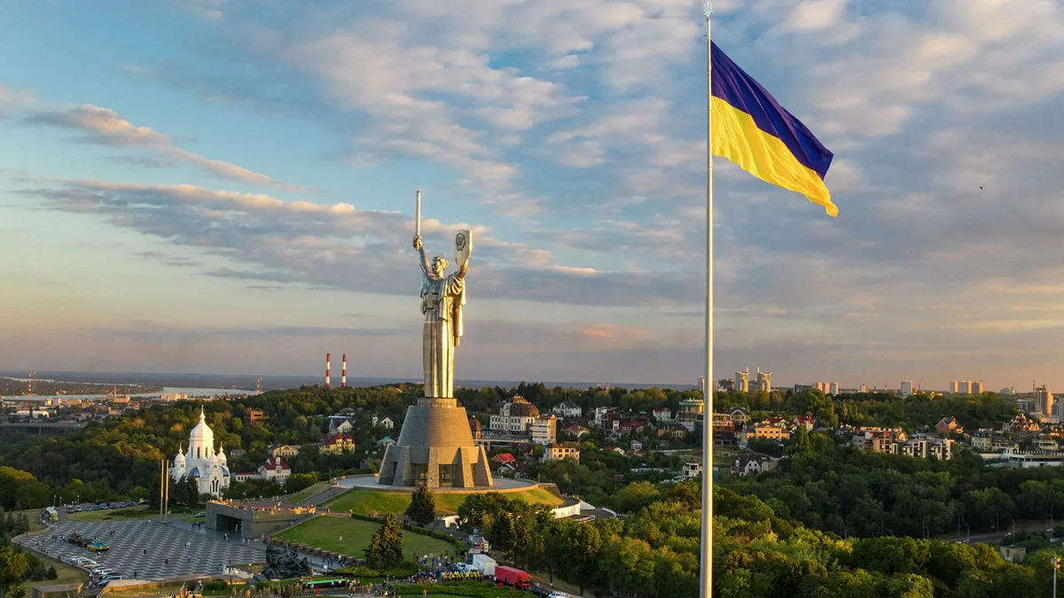 Київ та область внесли до переліку територій підвищеного ризику: що це означає