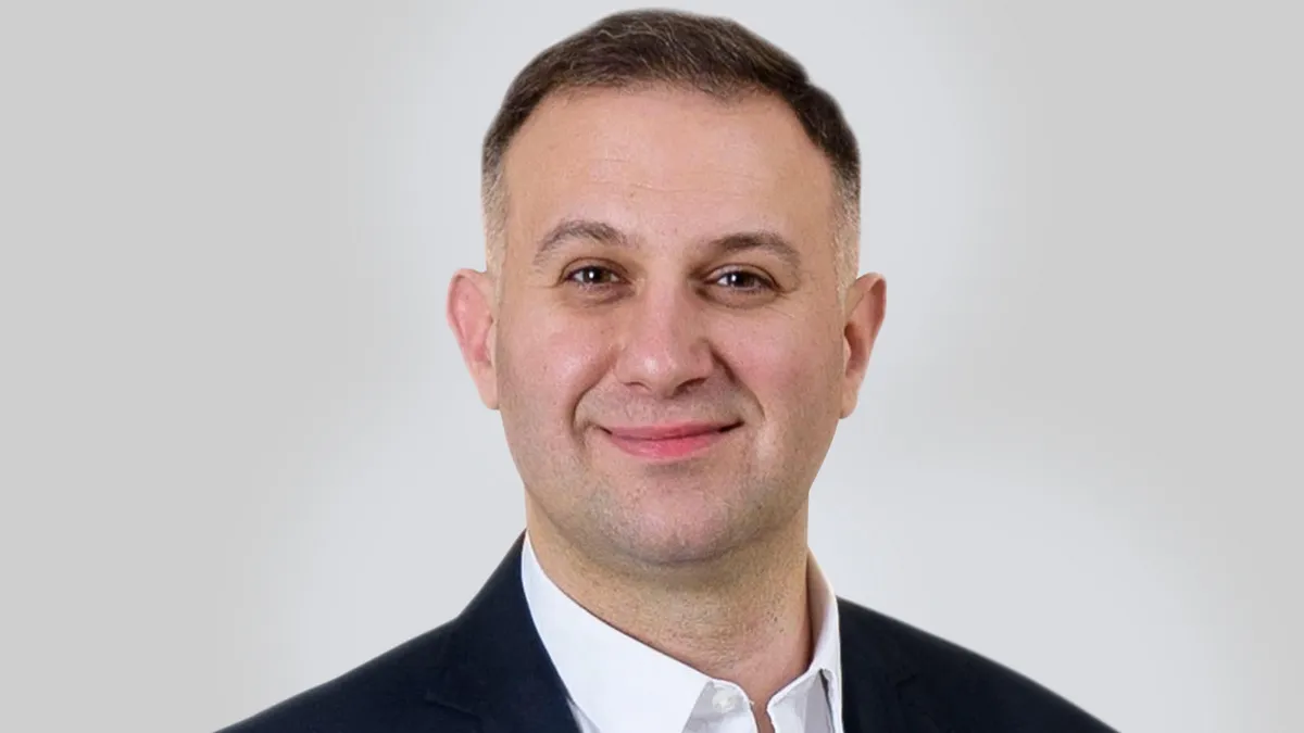 Новий депутат Верховної ради від «‎Слуги народу»: хто такий Сергій Карабута і що про нього відомо