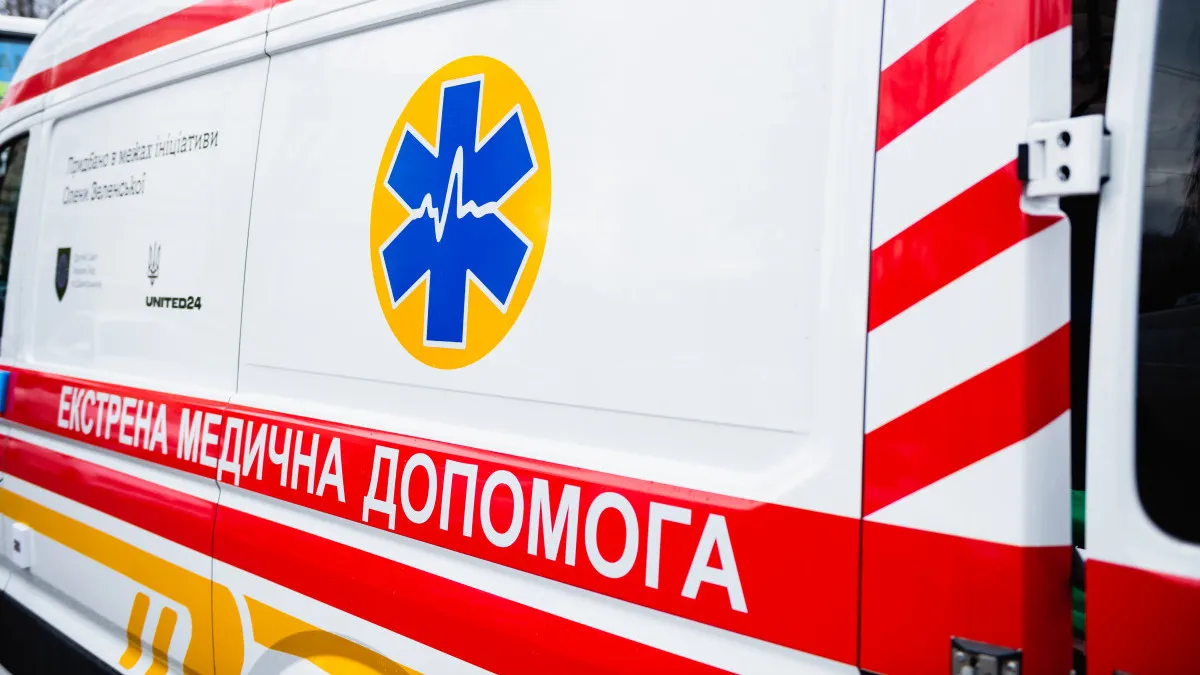 В Одесі чоловік взяв у заручники бригаду екстреної медичної допомоги: чим він погрожував лікарю та фельдшеру