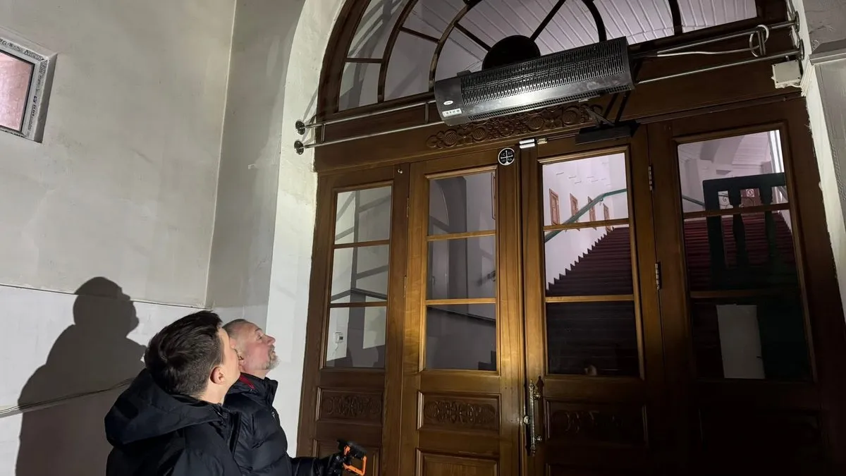 Вперше з Другої світової війни: в МЗС показали, як російські авіаудари пошкодили Києво-Печерську лавру