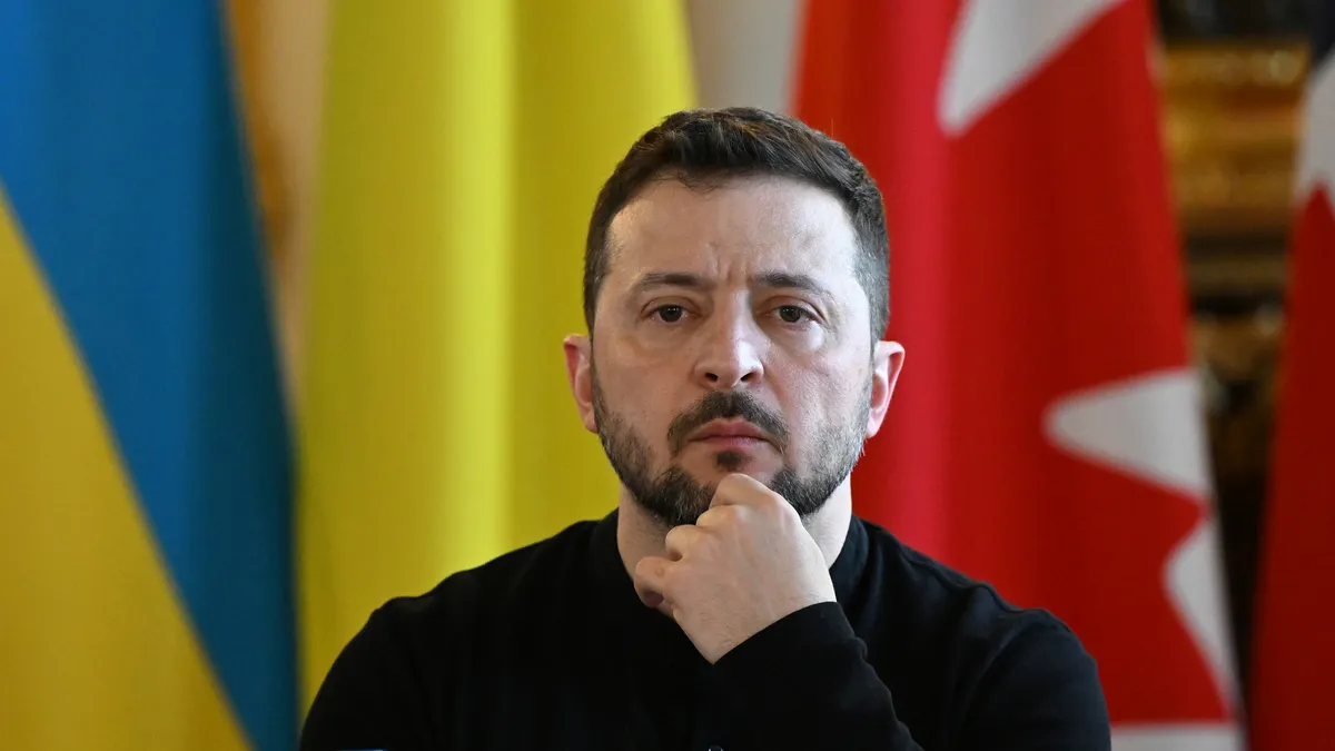 Нове фото Зеленського стало неймовірно популярним: з ким президент України опинився у кадрі