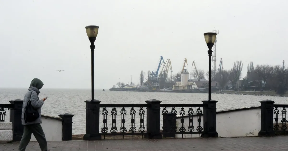 росія призупинила судноплавство через Азово-Донський канал після українських атак: деталі рішення