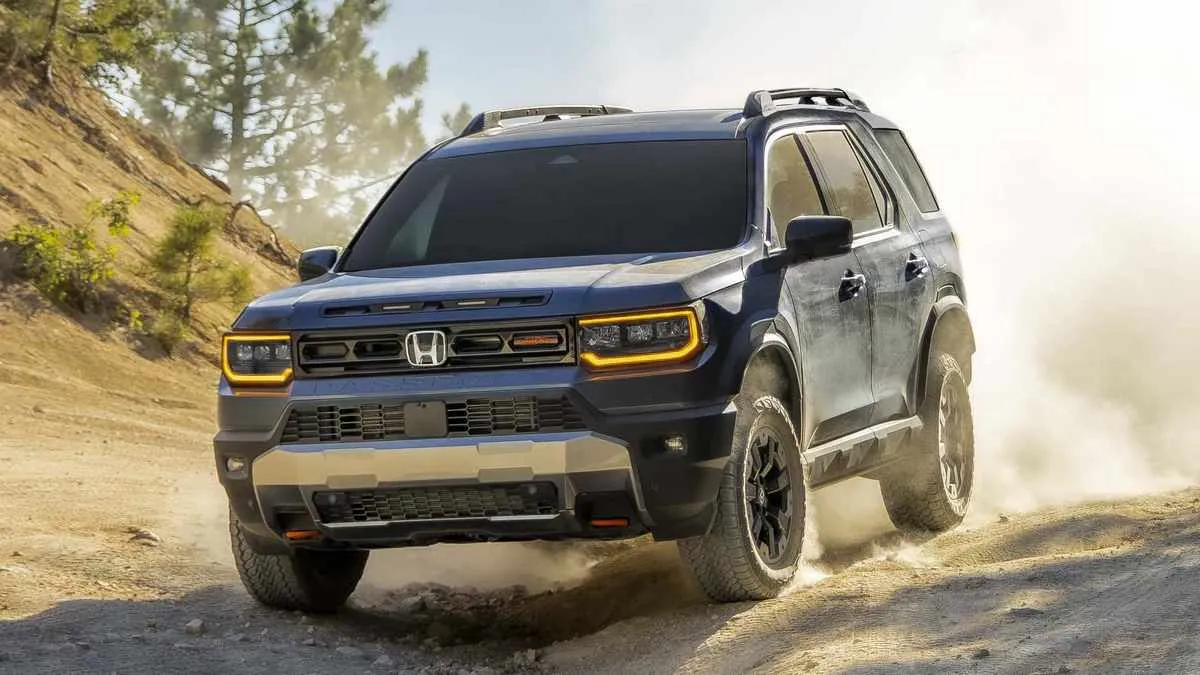 1300 кінських сил і гонки в пустелі: Honda перетворила модель Passport на справжній Trophy Truck