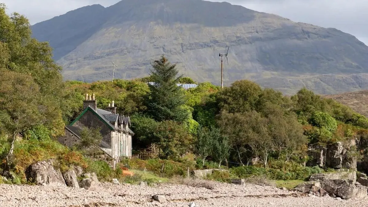 Найсамотніше місце Британії продають за мільйон доларів: відсутність сусідів та унікальна природа