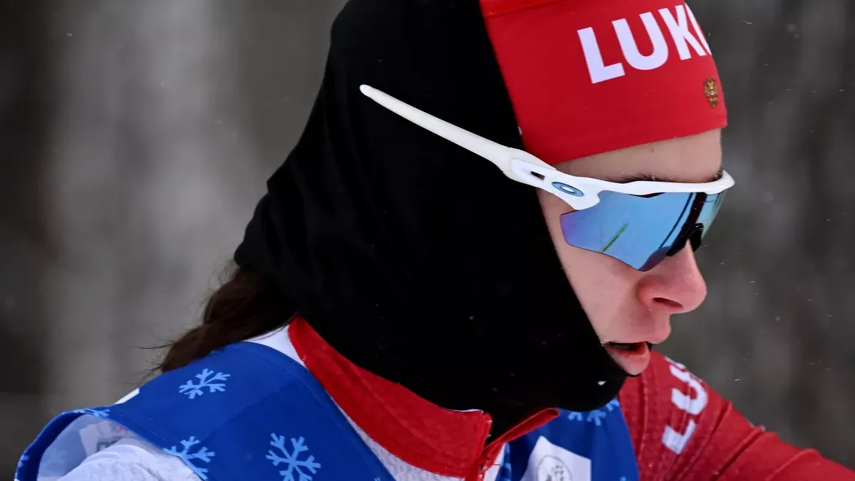 «Без прапора і честі»: російську лижницю дискваліфікували на Олімпіаді за крадіжку
