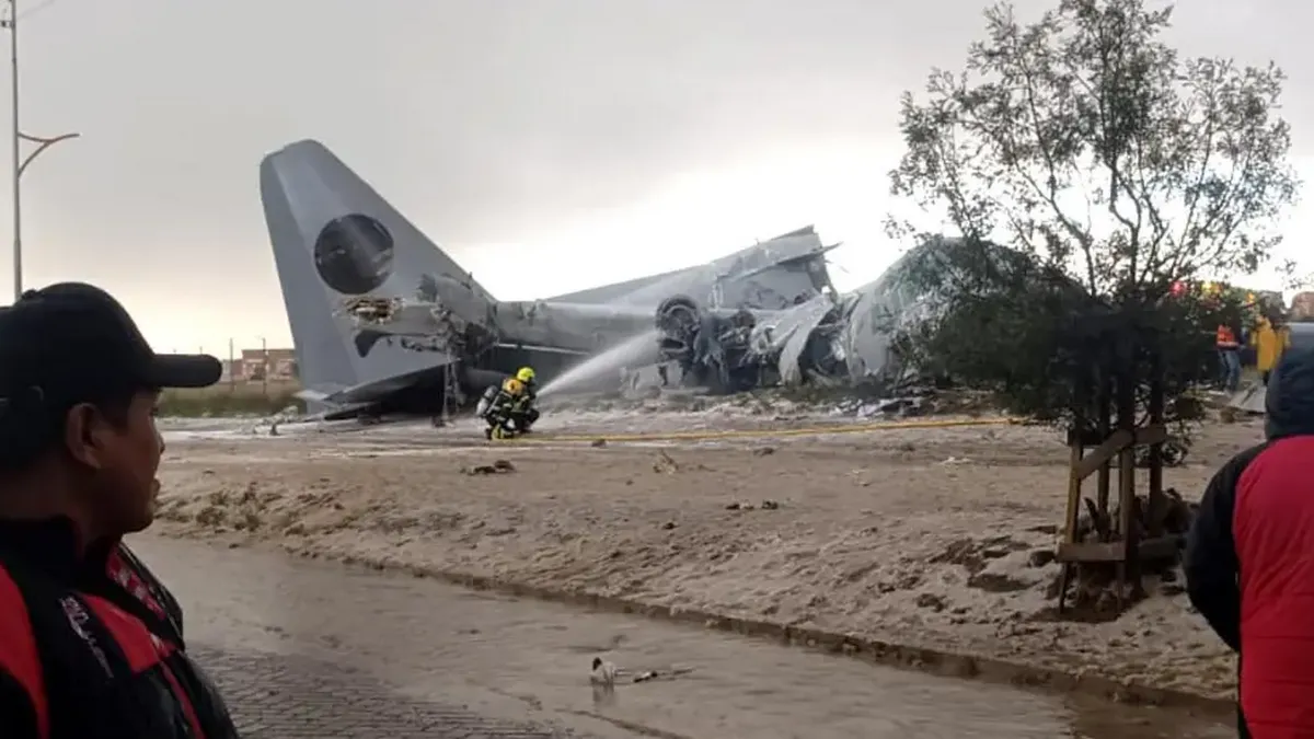 У Болівії розбився військовий літак, який перевозив гроші: є загиблі та постраждалі