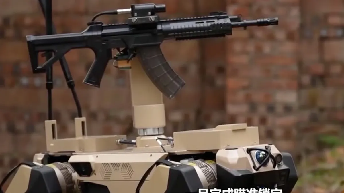 У Китаї показали систему запуску «зграї» бойових роботів-собак: що вона може та які в неї функції