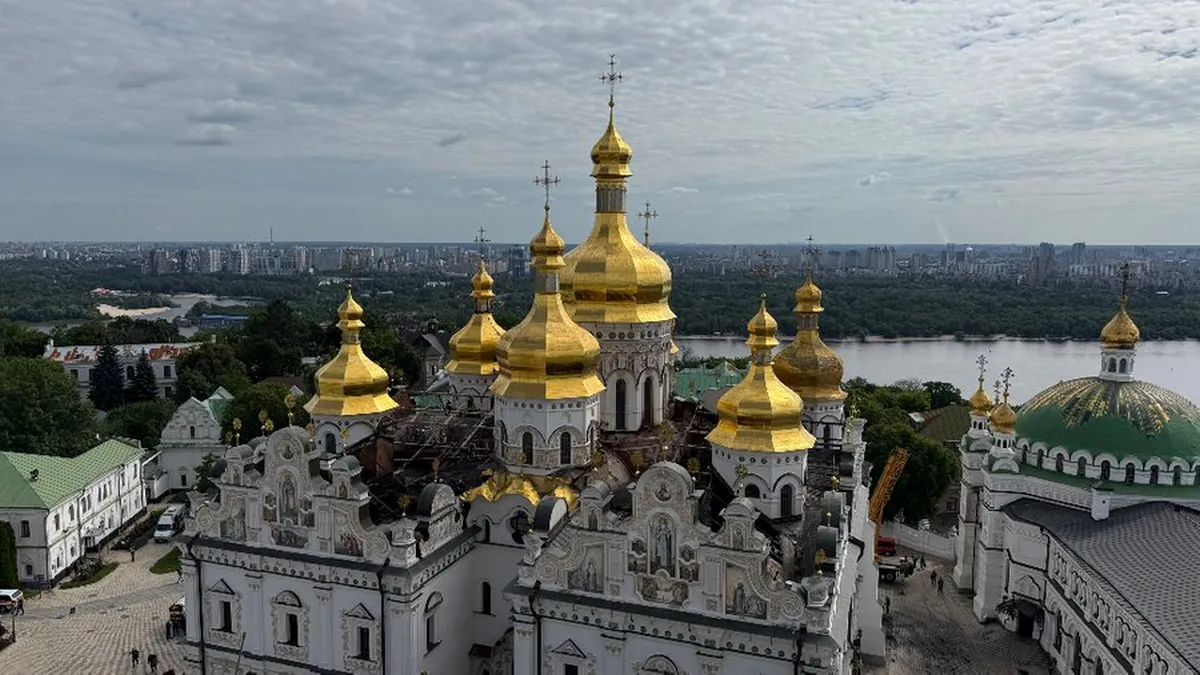 Києво-Печерська лавра частково відновила роботу після російського обстрілу: як вона працює