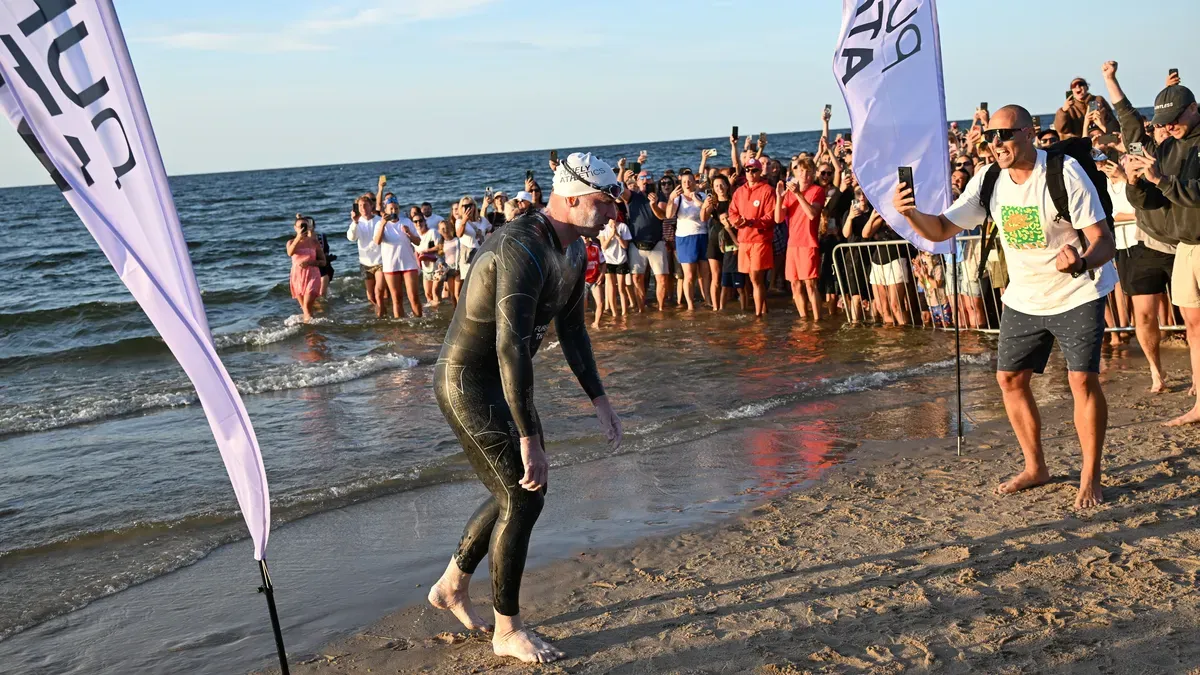 Рейс «Швеція – Польща» власноруч по воді: поляк вперше в історії переплив Балтійське море