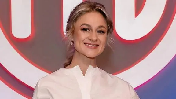 «У неї є дві сім'ї»: Ольга Мартиновська показала рідкісне фото ексчоловіка з донько