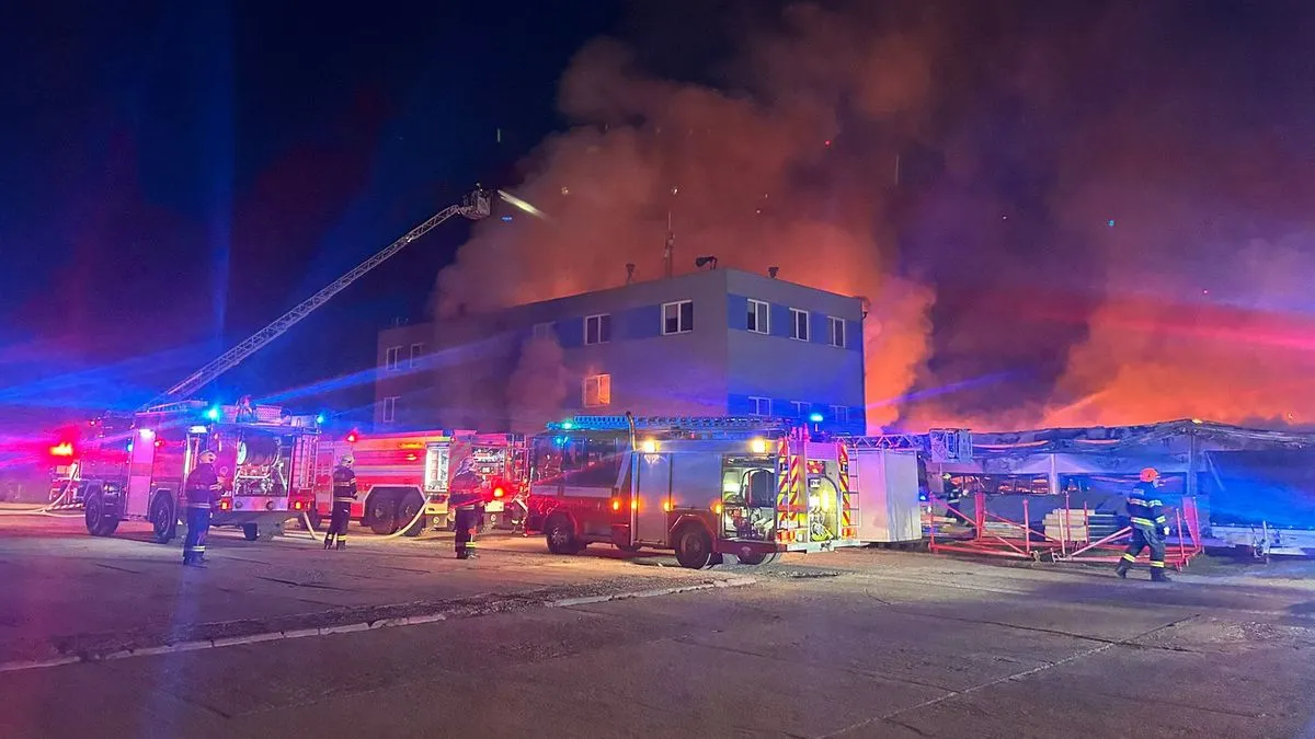 У Чехії підпалили підприємство, яке виробляє тепловізори для України: хто взяв відповідальність за інцидент